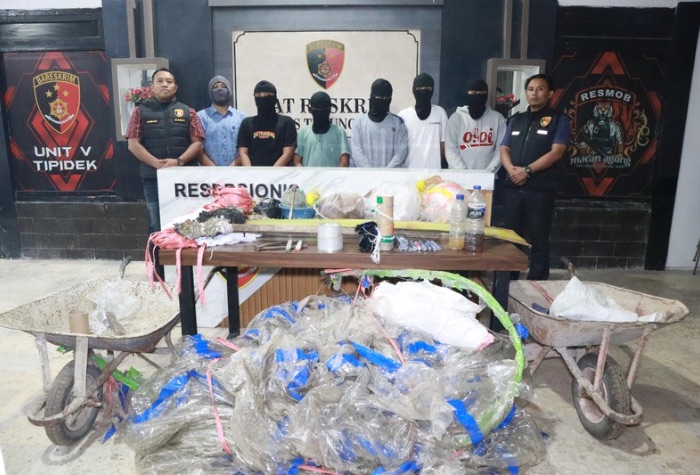 Nekat terbangkan balon udara liar, enam remaja diamankan Polres Tulungagung