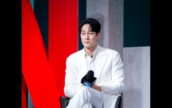 Aktor So Ji Sub comeback lewat drama terbaru Korea berjudul Mercy for None. Salah satu alasan drama ini wajib ditonton karena So Ji Sub tampil dengan karakter emosinal.