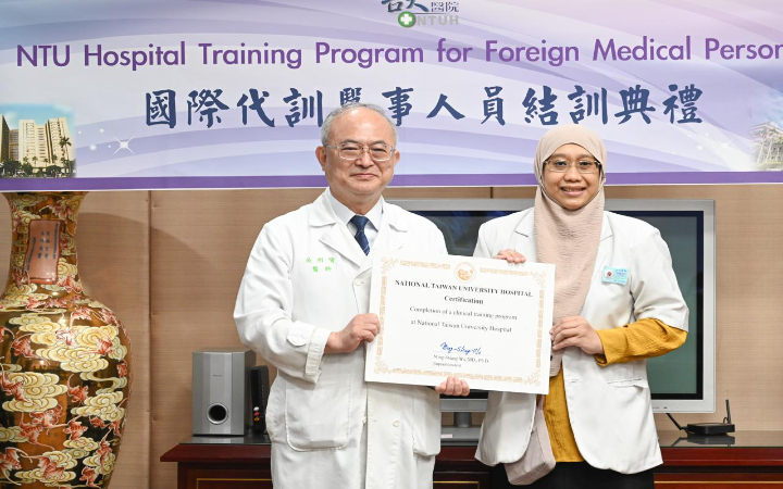 Fitranti Suciati Laitupa, PNS RSUD dr Iskak Tulungagung dan penerima beasiswa LPDP pada bidang fellowship pencitraan kardiologi di National Taiwan University Hospital.
