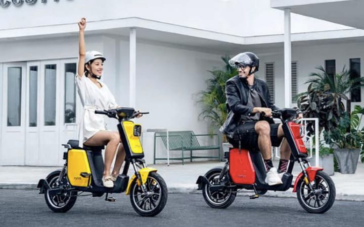Kini sedang mengalami perubahan besar dalam sektor transportasi di Tulungagung, termasuk kehadiran motor listrik.