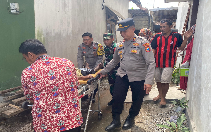 Empat warga Desa Wonorejo, Kecamatan Sumbergempol, Kabupaten Tulungagung, dilaporkan mengalami gejala keracunan usai mengonsumsi makanan tambahan (PMT) dalam kegiatan Posyandu.