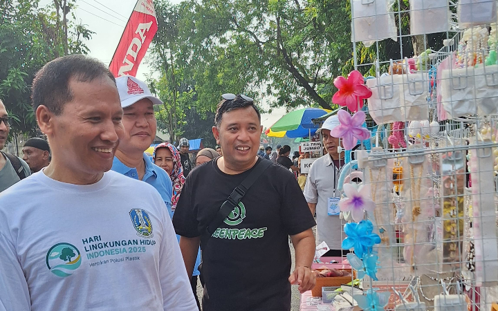 MERIAH: Wabup Tulungagung Ahmad Baharudin didampingi Owner Yayasan RUB, Joko Ibrahim, di CFD Ngunut, pada Minggu (22/6/2025).&nbsp; &nbsp;