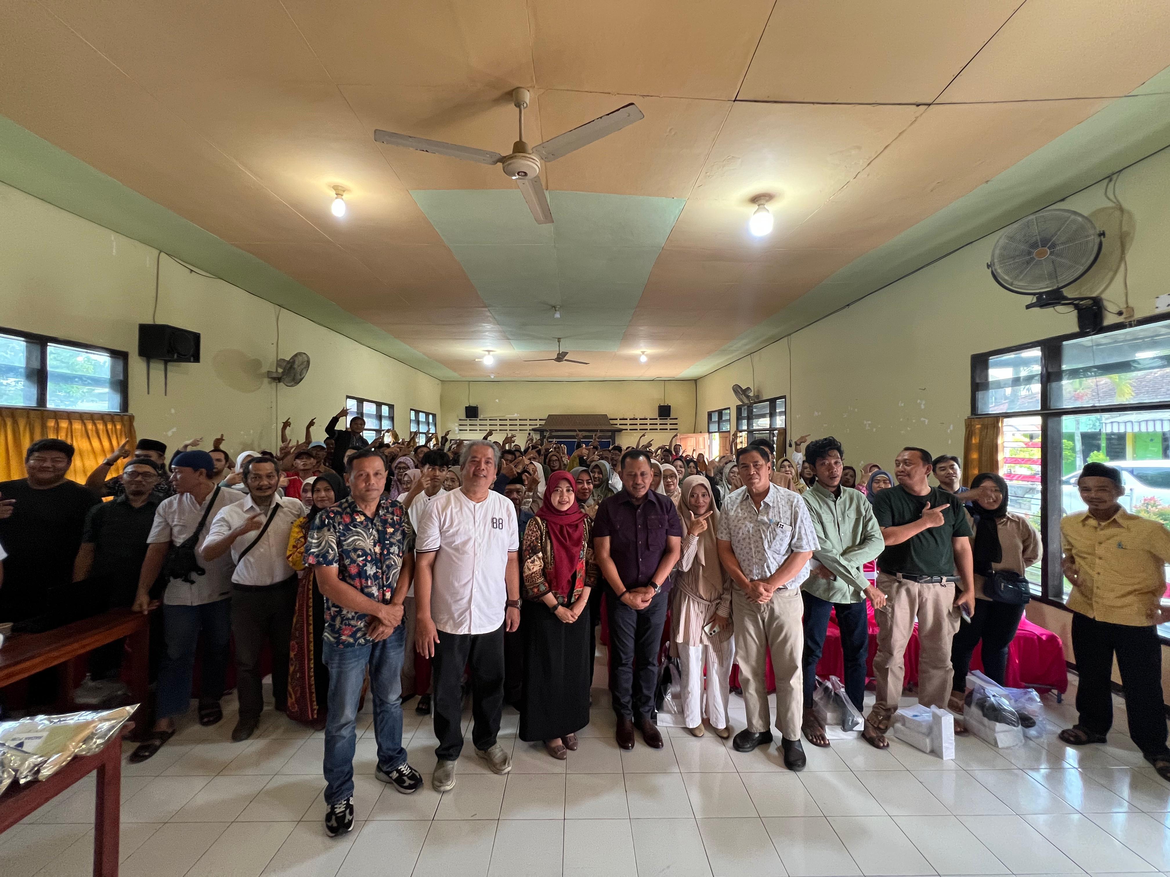 Anggota DPR RI Komisi IX, Heru Tjahjono, Komunikasi, Informasi, dan Edukasi (KIE) bersama tokoh masyarakat mengangkat tema Pangan Aman, Bermutu dan Pencegahan Stunting.