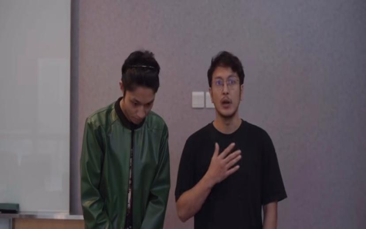Aktor Dimas Anggara telah melakukan klarifikasi atas dugaan kekerasan terhadap Kiesha Alvaro, Selasa (24/6/2025).