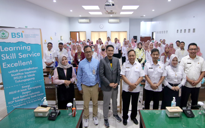 RSUD dr Iskak Tulungagung bekerja sama dengan Bank Syariah Indonesia (BSI) KCP Tulungagung Trade Center gelar pelatihan bertajuk Learning Skill Service Excellent pada Rabu&ndash;Kamis, 11-12 Juni 2025.
