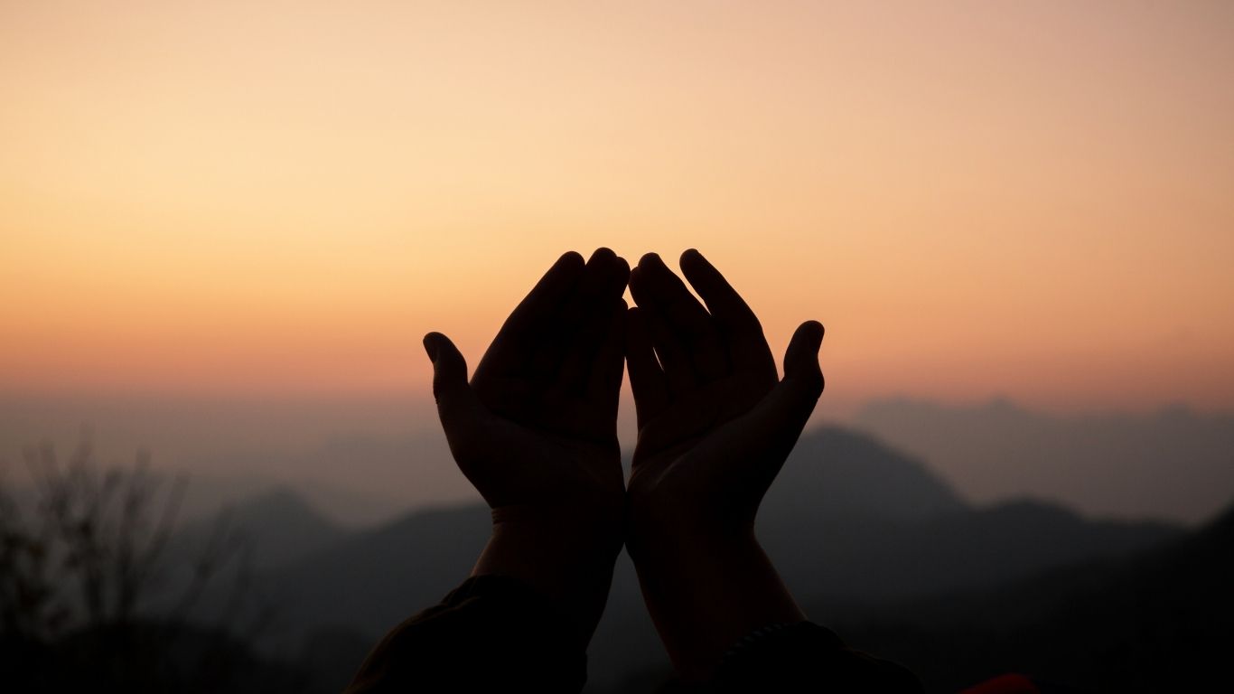 Ada beberapa waktu di hari Jumat yang membuat doa yang kita panjatkan menjadi mustajab.