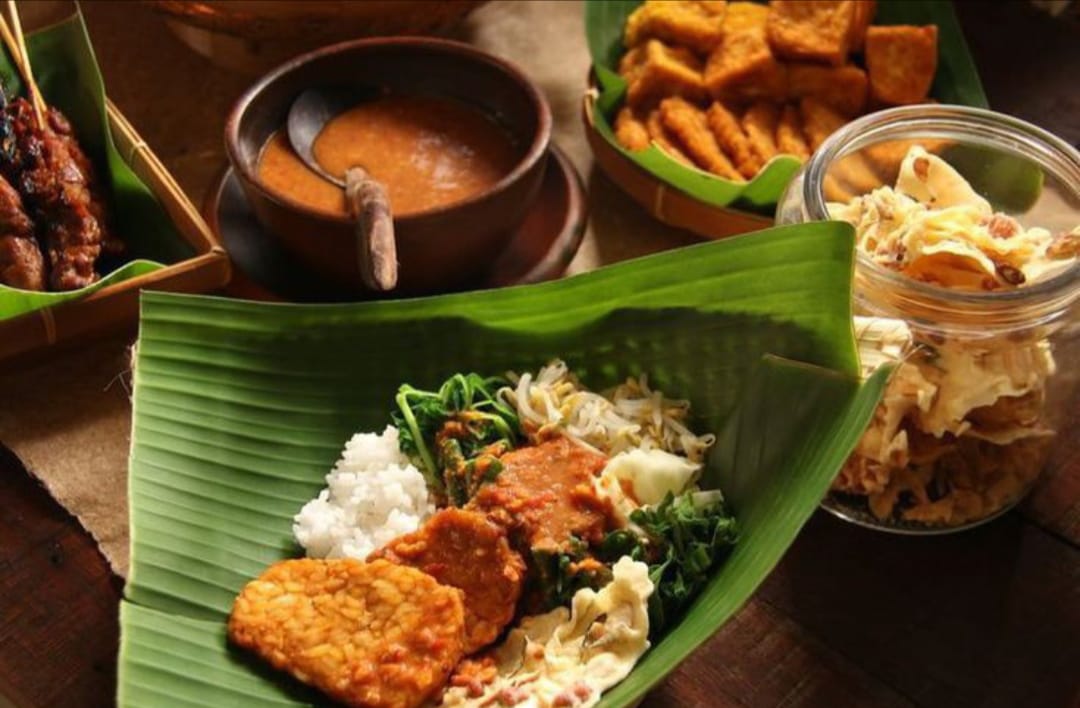Kalau kamu warga Tulungagung sejati, pasti sudah tidak asing lagi dengan sederet tempat sarapan pagi yang enak, murah, dan bikin kangen!