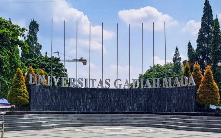Universitas Gadjah Mada (UGM) menyampaikan duka cita atas wafatnya salah satu mahasiswa KKN yang tenggelam di perairan Maluku Tenggara.
