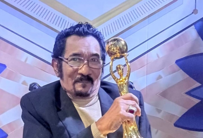 Meski raganya telah tiada, suaranya abadi, Hamdan ATT bukan hanya legenda dangdut, tapi juga pencipta karya-karya penuh makna.