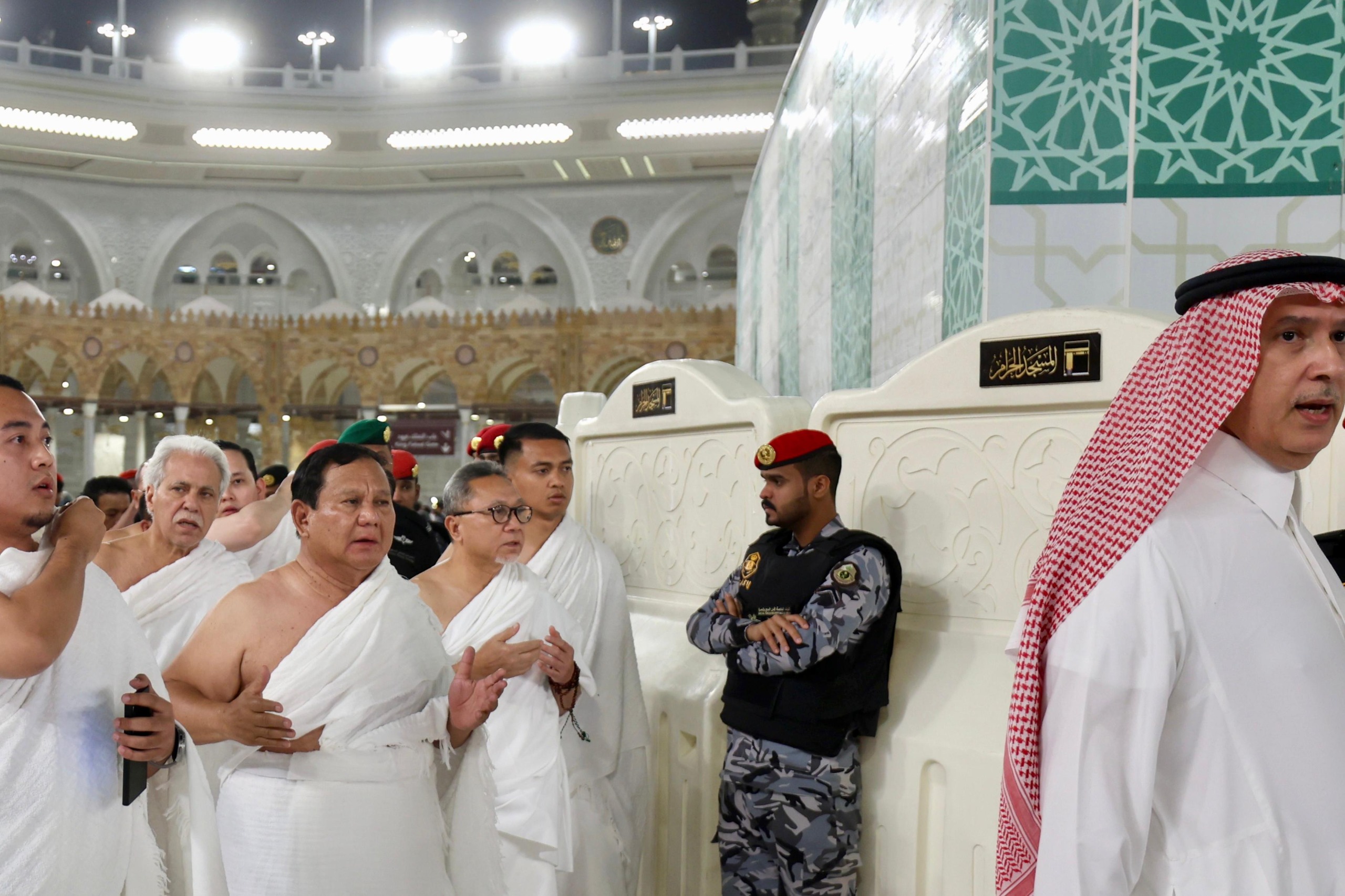 Presiden Republik Indonesia Prabowo Subianto melaksanakan ibadah umrah di Kota Suci, Mekkah.