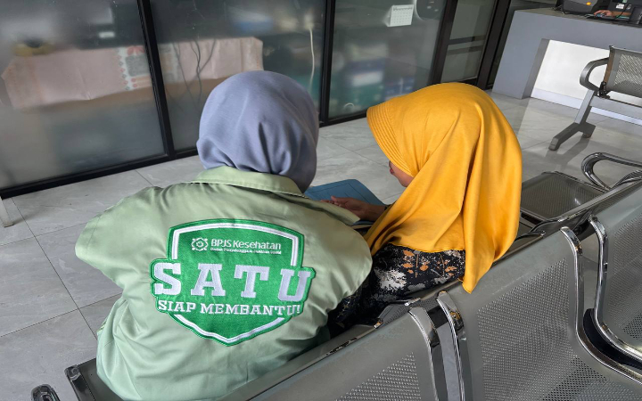 BPJS Kesehatan selalu berupaya untuk meningkatkan mutu layanan bagi peserta Jaminan Kesehatan Nasional (JKN). Termasuk kehadiran BPJS Siap Membantu (BPJS Satu).