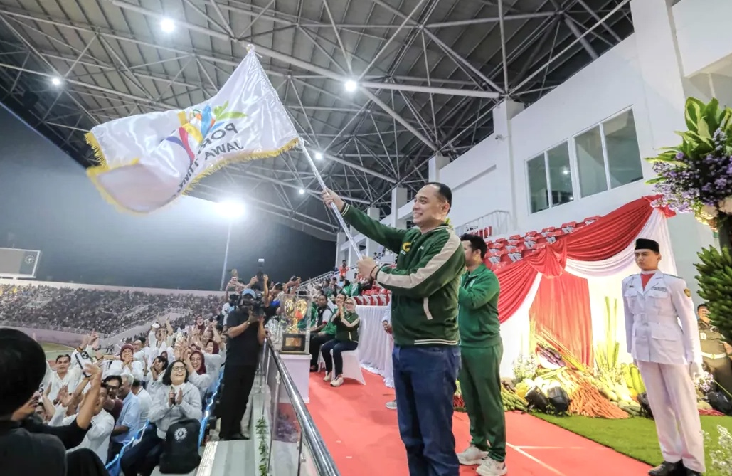 Wali Kota Surabaya, Eri Cahyadi, siap sambut Porprov X 2027 sebagai ajang pesta olahraga akbar di Kota Pahlawan.