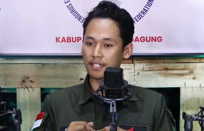 PLT Sekretariat ESI Kabupaten Tulungagung, Shiva Rosyadi