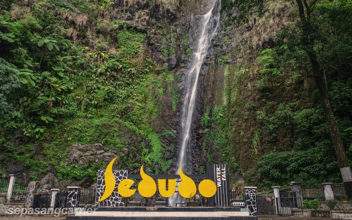 Wisata Alam Air Terjun Sedudo DI Nganjuk Jawa Timur