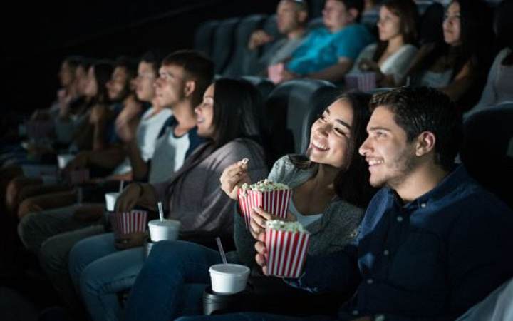 Film bergenre romance selalu memiliki tempat spesial di hati para penonton.