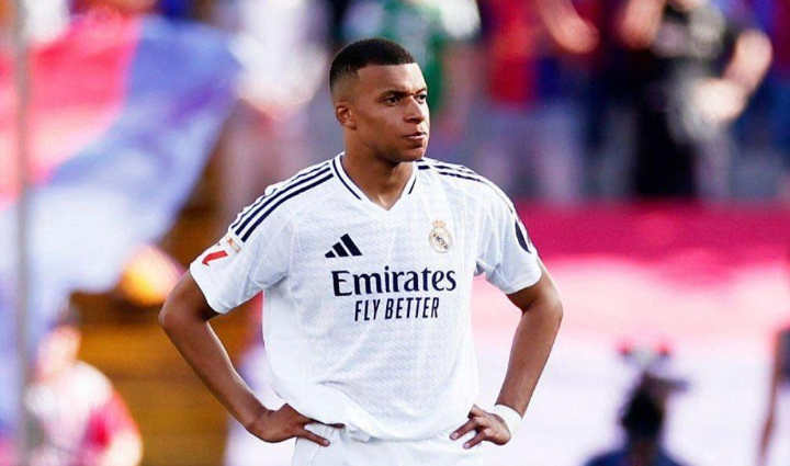 Mbapp&eacute; Siap Tempur Lawan Mantan Klub