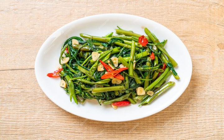 Beberapa menu sarapan sat set yang bisa kamu masak tanpa ribet, cocok buat kamu yang ingin praktis dan sibuk di pagi hari.