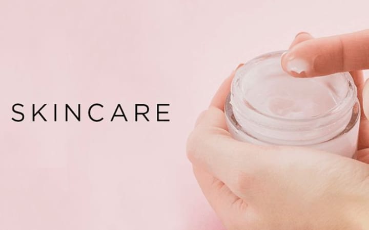 Maraknya penggunaan skincare di kalangan remaja dan dewasa muda perlu diiringi kewaspadaan.