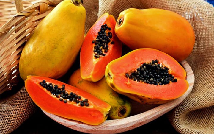Di balik segala manfaatnya, pepaya ternyata tidak boleh dikonsumsi bersamaan dengan beberapa jenis makanan tertentu.