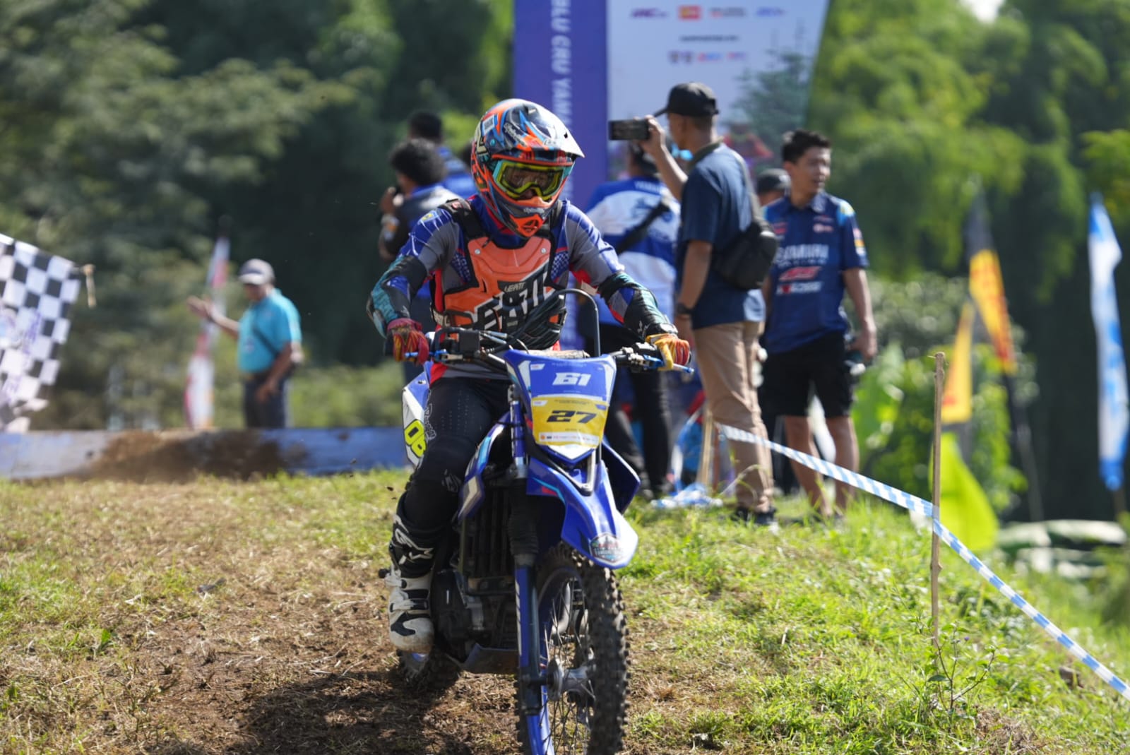 Seri ke-2 Shell BLU CRU Yamaha Enduro Challenge 2025 akan diselenggarakan weekend ini, 19-20 Juli , di Kabupaten Sambas, Kalbar.