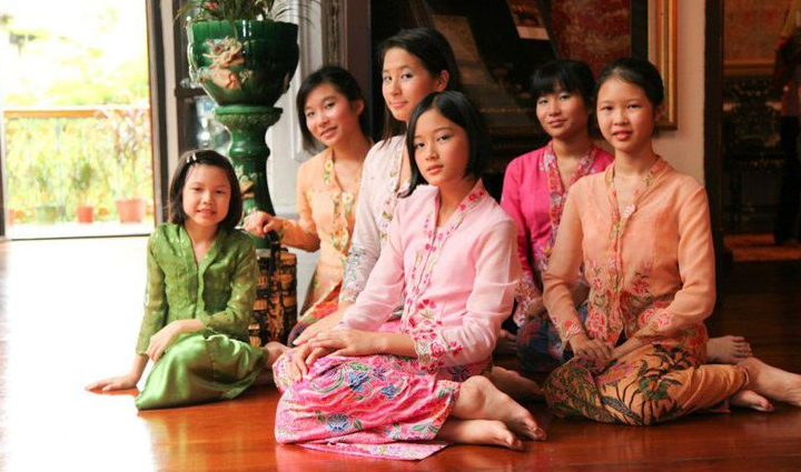 Hari Kebaya Nasional, upaya kolektif menghidupkan warisan budaya perempuan Indonesia.