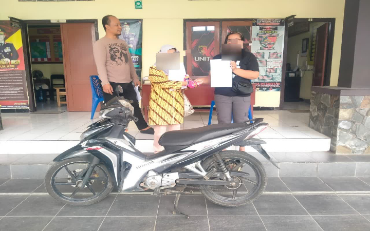 Polsek Kalangbret Polres Tulungagung kembali menunjukkan komitmennya dalam menyelesaikan persoalan masyarakat melalui pendekatan humanis dan problem solving.