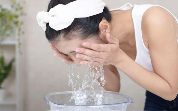 tips merawat wajah sebelum tidur yang bisa bikin kamu tampil lebih muda dan segar setiap hari!