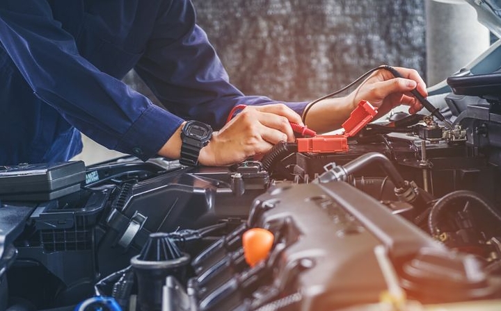 Merawat kendaraan agar tetap prima adalah kewajiban setiap pemilik mobil.
