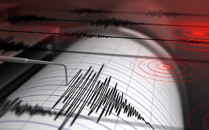 Ilustrasi hitungan magnitudo gempa besar yang memicu terjadinya tsunami dari BMKG.