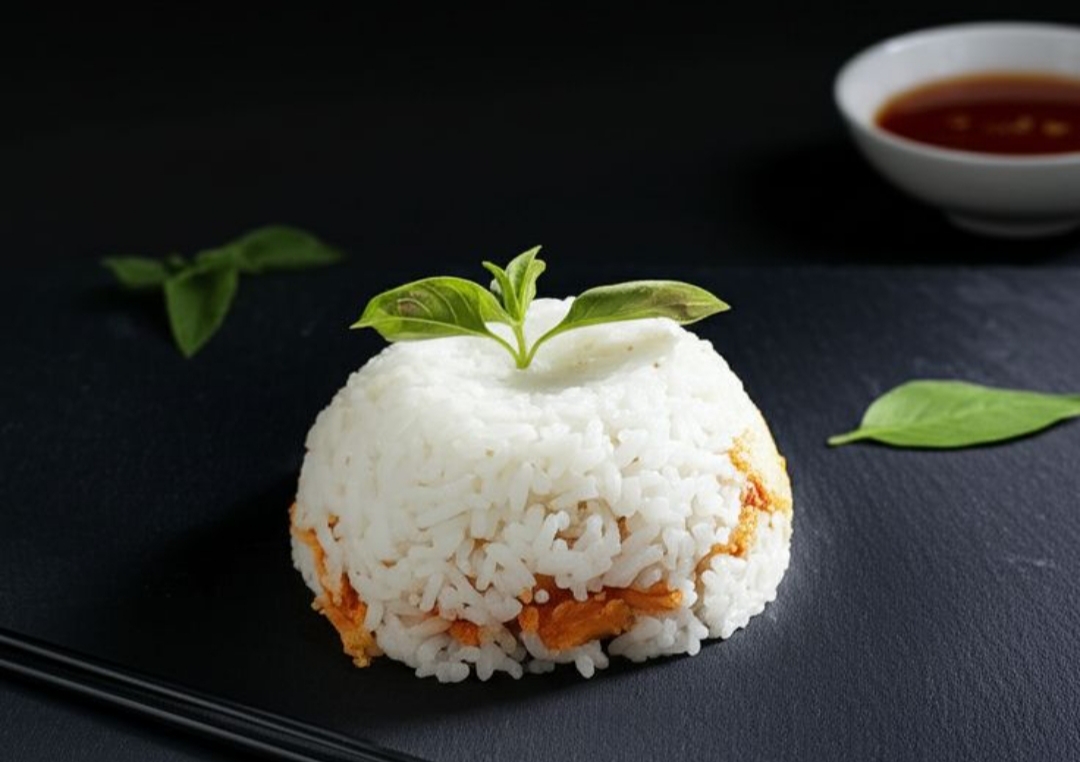 Kalau kamu berkunjung ke Tulungagung, jangan lewatkan kesempatan untuk merasakan nasi cokot.