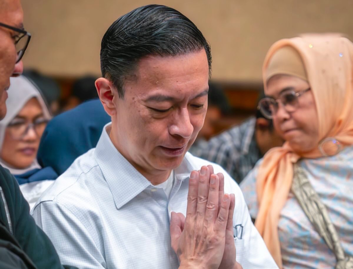 Tom Lembong, secara resmi melaporkan tiga hakim yang menjatuhkan vonis 4,5 tahun penjara terhadap dirinya ke Mahkamah Agung (MA).