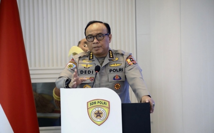Komjen Dedi Prasetyo, perwira tinggi Polri kelahiran Madiun, resmi ditunjuk sebagai Wakapolri, menggantikan Komjen (Purn) Ahmad Dofiri.