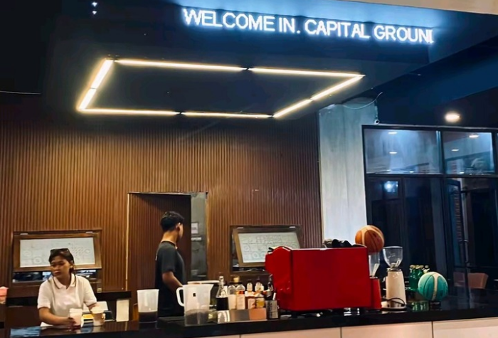 Kafe takut muter lagu Indonesia karena polemik royalti? Istana bilang: Kita cari jalan terbaik, hak musisi dan pelaku usaha harus seimbang.