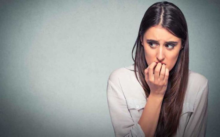 Pernahkah kamu merasa tidak ingin melakukan apa-apa, padahal hatimu gelisah dan pikiran terasa penuh? Lalu orang lain menganggapmu malas, tidak disiplin, atau tidak punya motivasi hidup?