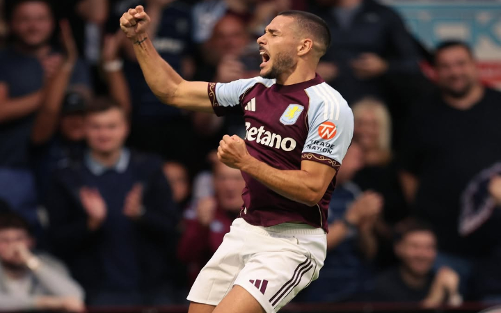 Aston Villa tampil menggila saat menghadapi AS Roma dalam laga uji coba pramusim yang berlangsung pada 6 Agustus 2025 dengan skor 4-0.