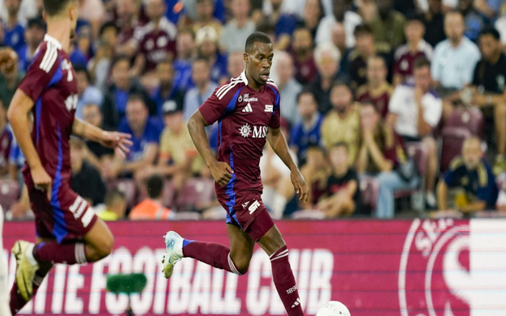 FC Utrecht membalikkan keadaan dan kalahkan Servette 3-1 di leg pertama Kualifikasi Liga Europa 2025-2026.