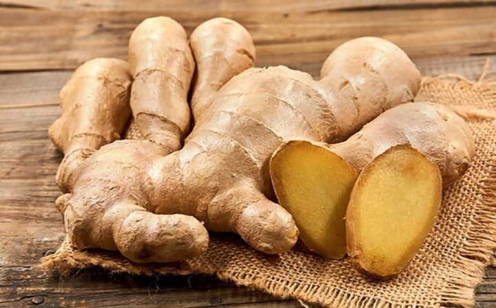 Minuman jahe adalah salah satu minuman tradisional yang sudah dikenal sejak lama di Indonesia.