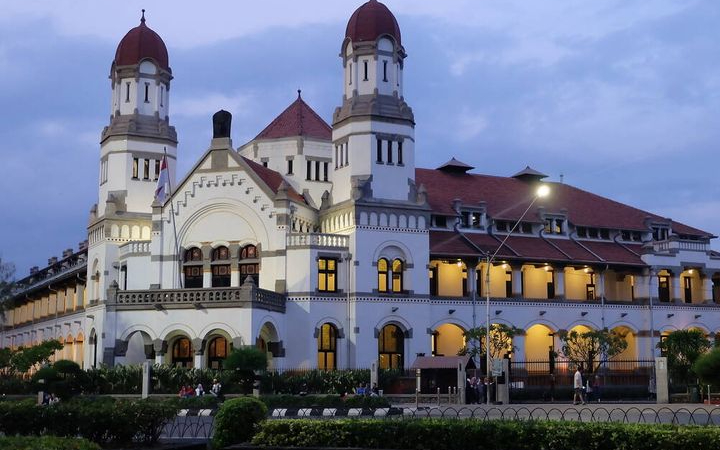 Lebih dari sekadar bangunan bersejarah, Lawang Sewu adalah saksi bisu sejarah perjuangan kemerdekaan Indonesia