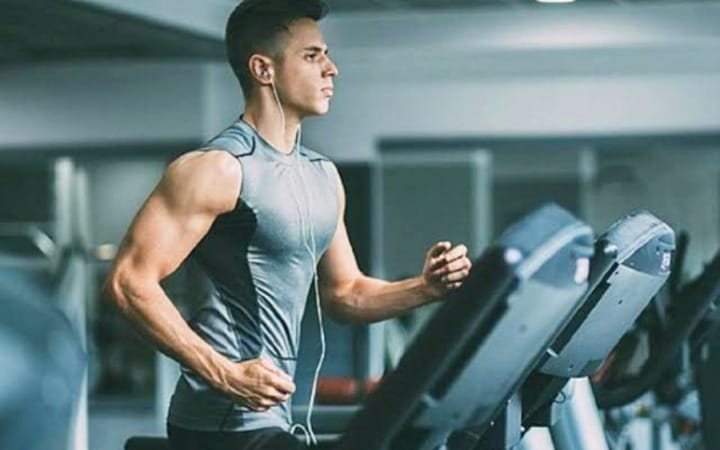 Gym menjadi langkah nyata menuju tubuh bugar, pikiran sehat, dan kehidupan yang lebih berkualitas.(pinterest.com/yohannesbereda)