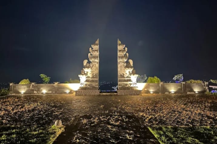 Puncak Jowin Negeri Diatas awan