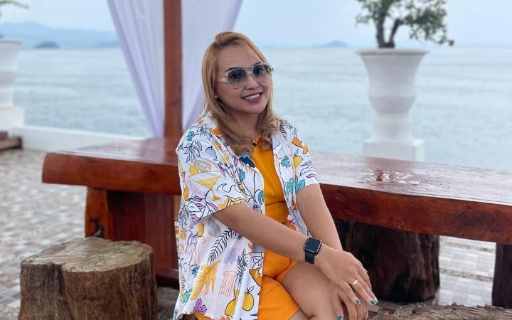 Mpok Alpa, komedian yang meninggalkan jejak tawa di hati para penggemarnya.