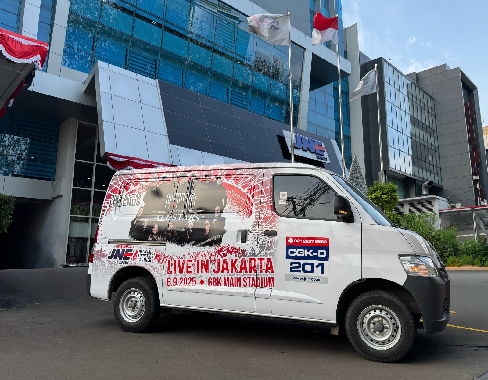 JNE ditunjuk sebagai official logistic konser Dewa 19.