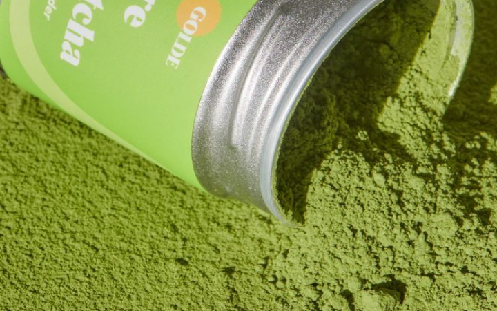 Dalam beberapa bulan terakhir, pure matcha menjadi salah satu produk paling diburu oleh pecinta gaya hidup sehat. Di media sosial, minuman hijau cerah ini ramai dibahas.
