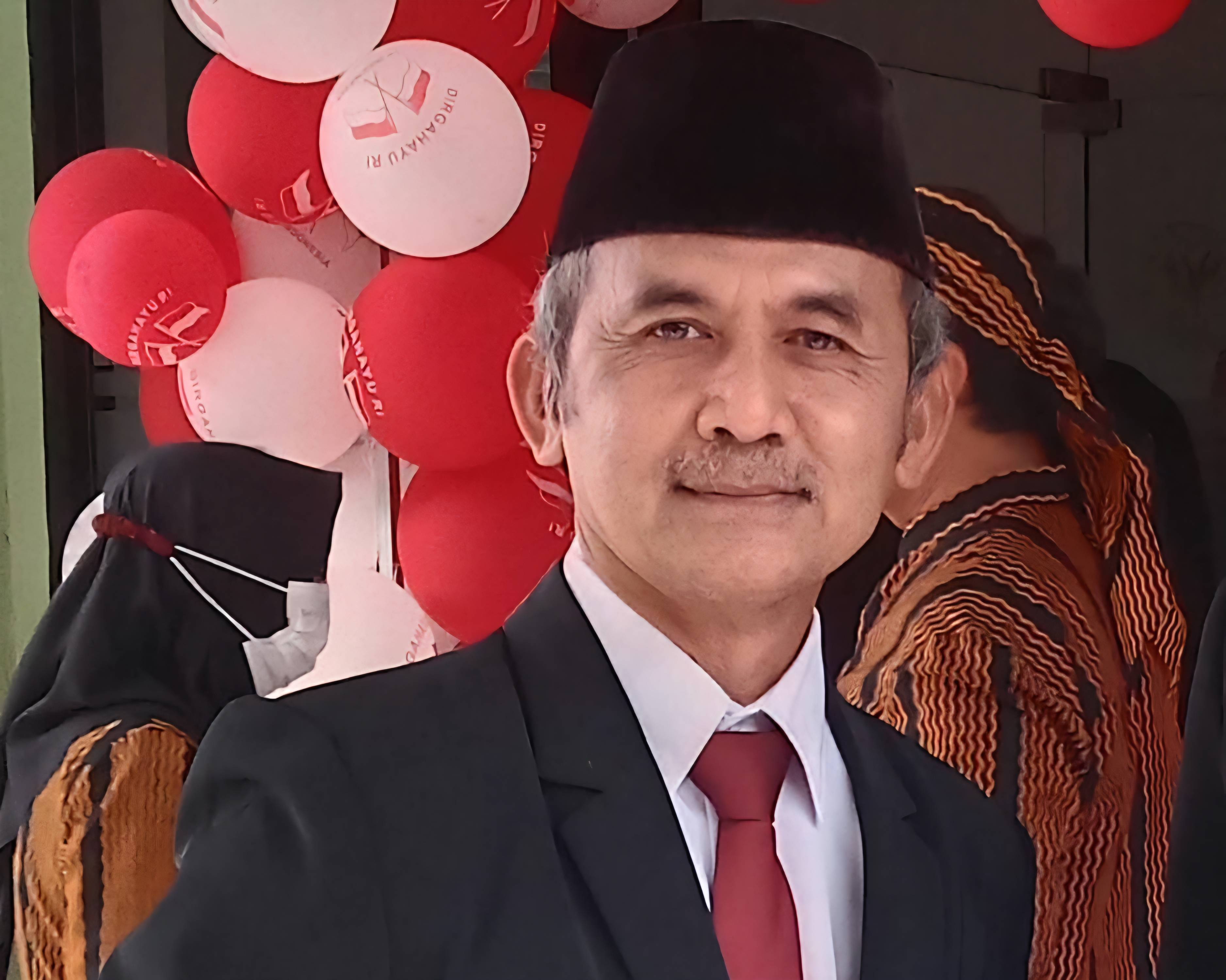 Suyoko,M.KPd, Guru MTsN 3 Tulungagung