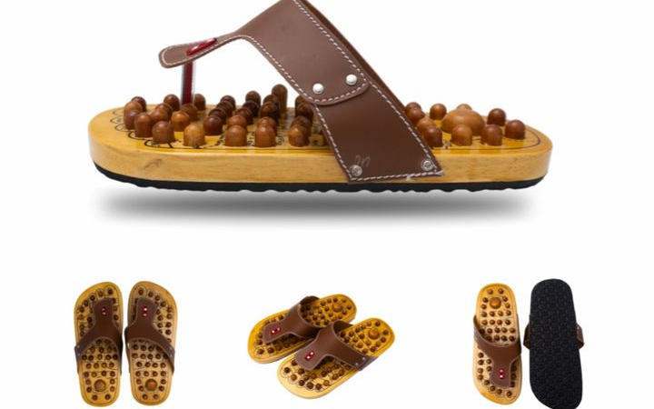 Bukan sandal biasa, sandal berduri dikenal ampuh membantu atasi penyakit dan menjaga tubuh tetap sehat.