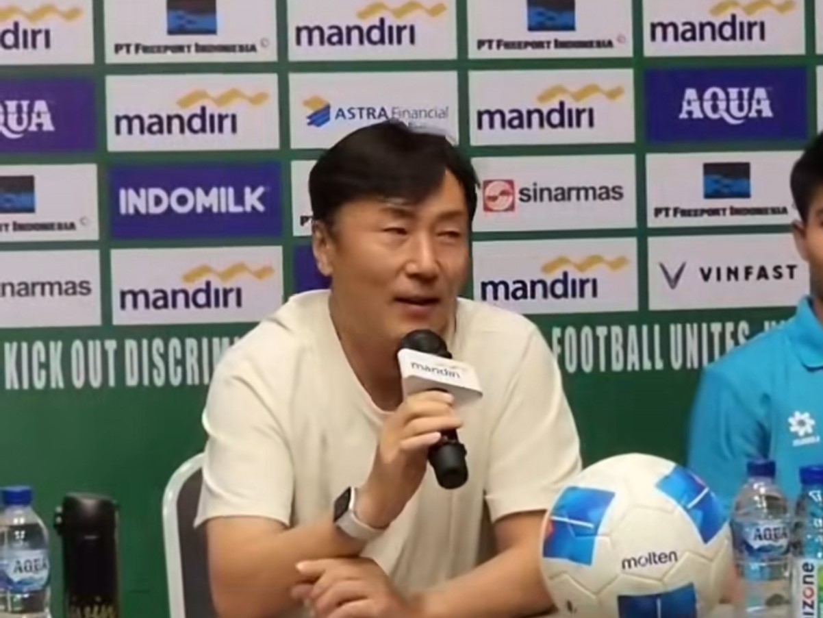 Pelatih Laos, Ha Hyeok-jun, sebut Timnas U-23 Indonesia melemah di bawah Vanenburg, tak sekuat STY, usai seri 0-0 Piala Asia U-23 (tiktok)