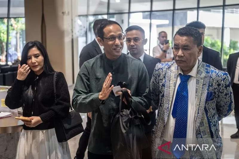 Hotman Paris memberi pernyataan tegas soal pembelaannya terhadap Nadiem Makarim dalam kasus dugaan korupsi Chromebook(Antaranews.com)