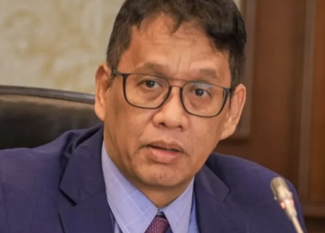 IHSG turun saat pelantikan Menteri Keuangan Purbaya Yudhi Sadewa. Meski pasar merespons negatif, Purbaya optimistis IHSG bisa tembus 36.000 (obortimur.com)
