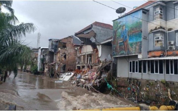 Cuaca ekstrem kembali melanda sejumlah wilayah di Provinsi Bali, menyebabkan banjir di beberapa titik seperti Denpasar, Gianyar, Badung, dan Tabanan.