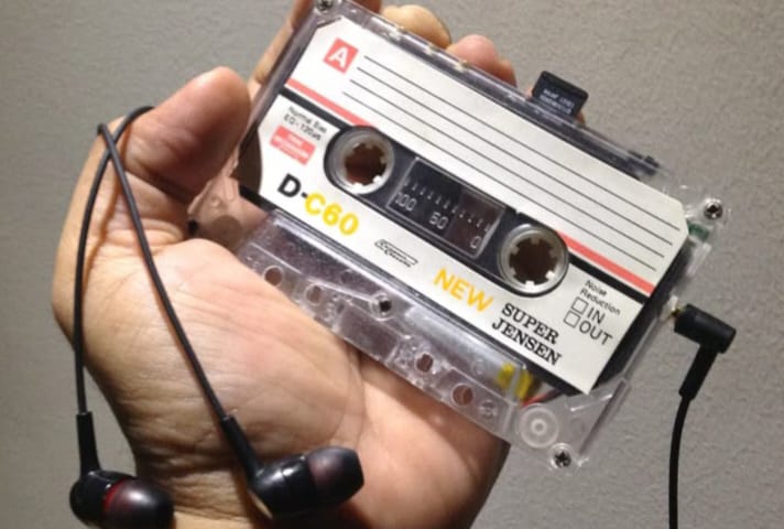 Lagu lama selalu bikin nostalgia. Cari tahu kenapa musik lawas lebih membekas di hati kita dibanding lagu baru.